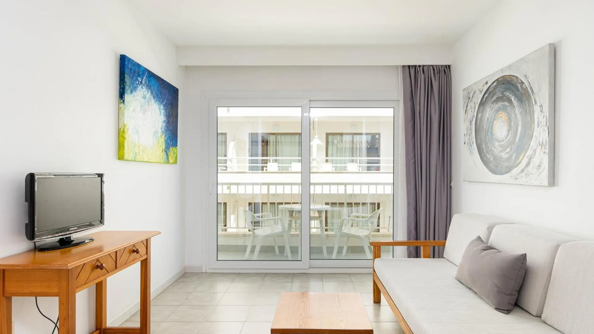Mar Brava Apartments Can Picafort  Espanha